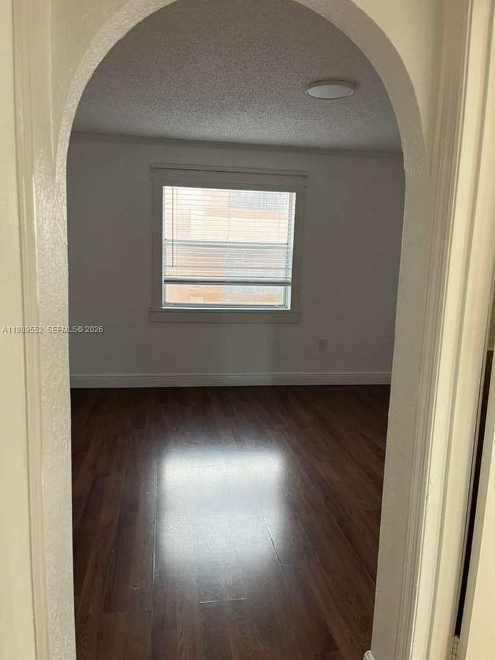 1362 Nw 24th Ave #1362 - Photo 6 of 16