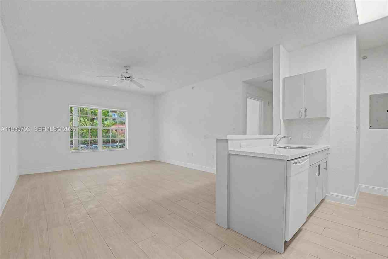 7000 Sw 80th St #103 - Photo 4 of 16