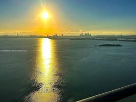 featured image of 3131 Ne 7th Ave #1703