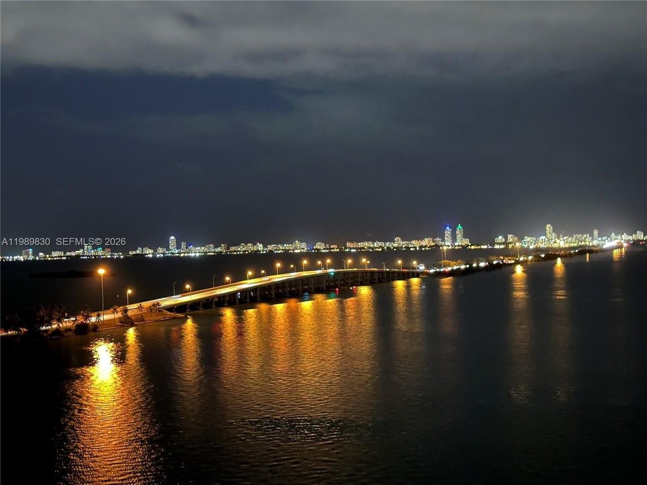 3131 Ne 7th Ave #1703 - Photo 5 of 34