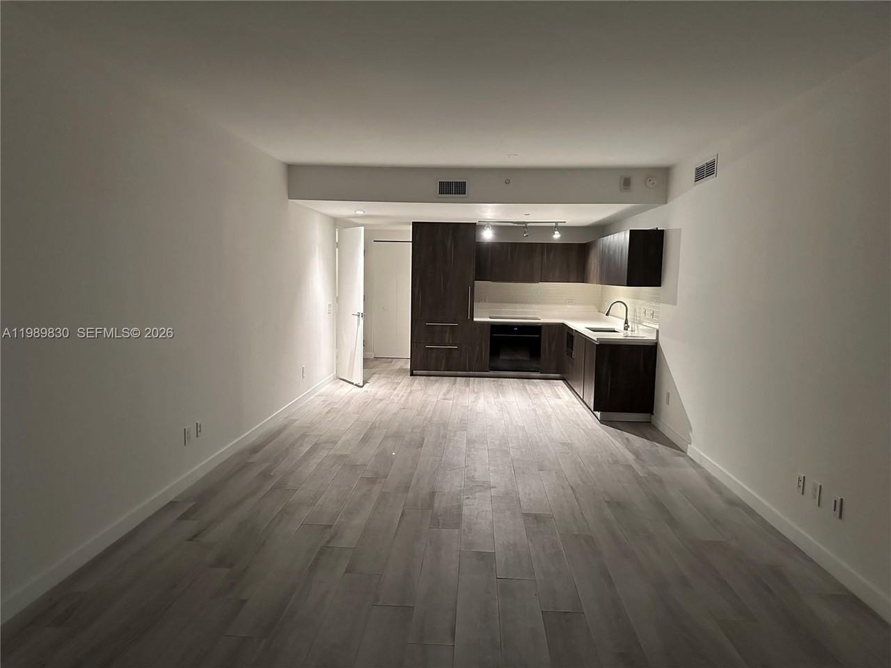 3131 Ne 7th Ave #1703 - Photo 7 of 34