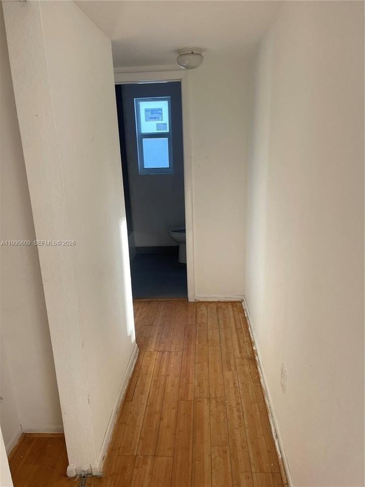 8301 Nw 4th Ave #8301C - Photo 6 of 7