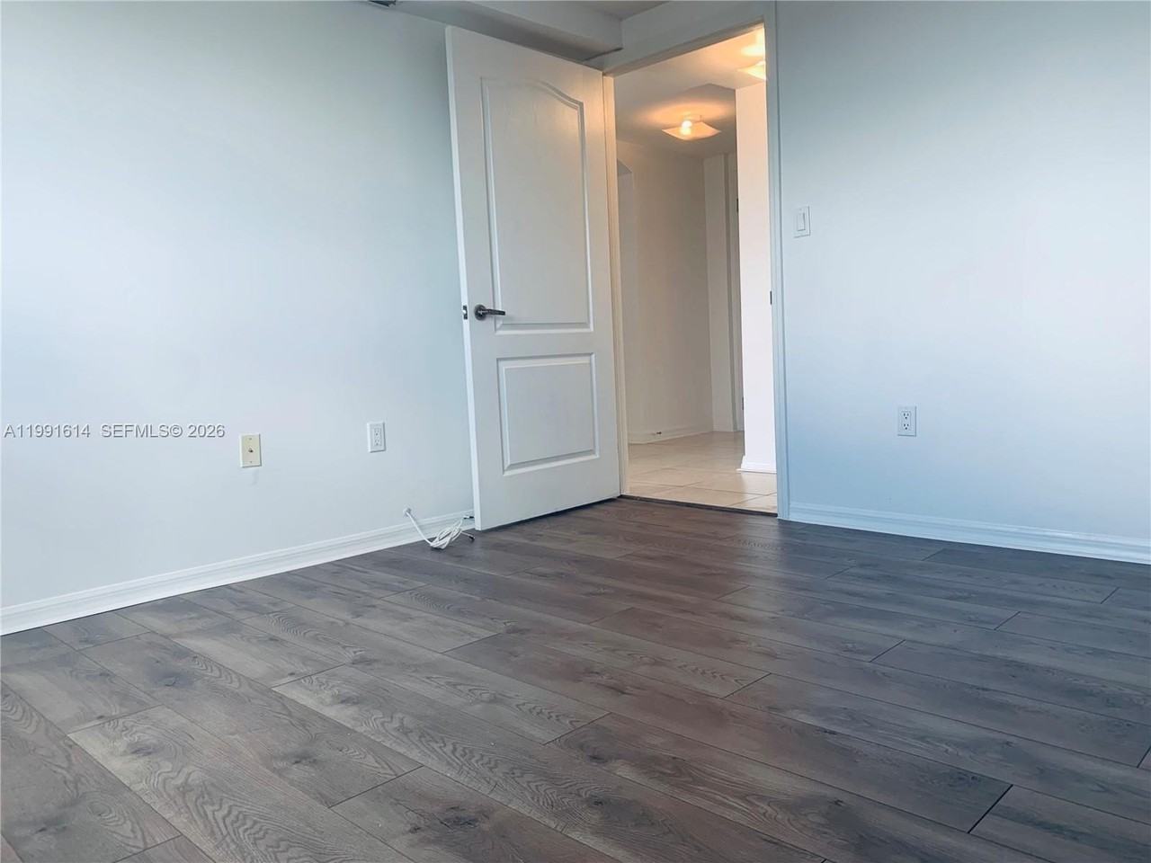406 Nw 22nd Ave #702 - Photo 3 of 16
