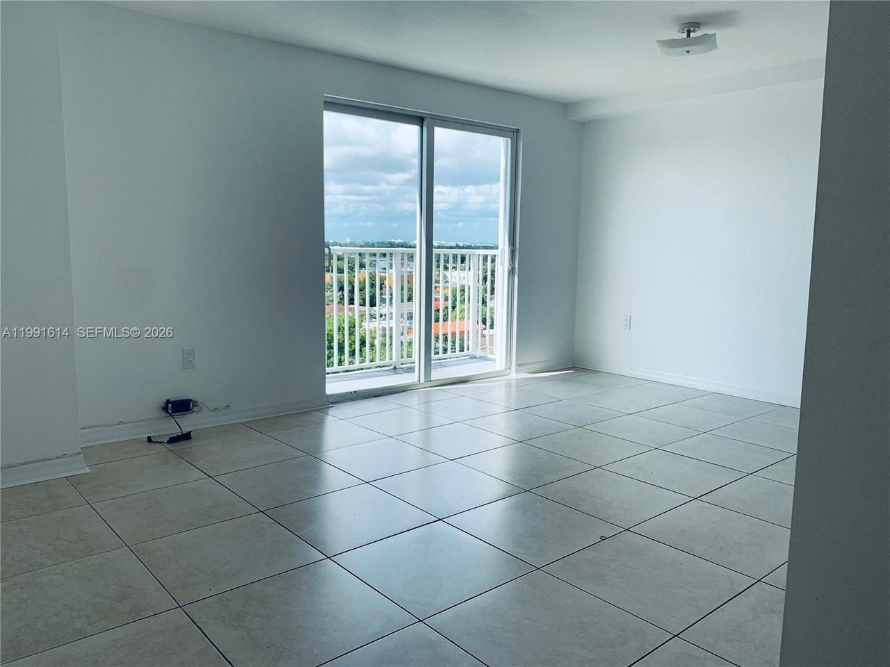 406 Nw 22nd Ave #702 - Photo 6 of 16