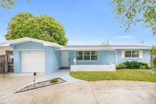 7811 Nw 10th St #7811 - Photo 1 of 1