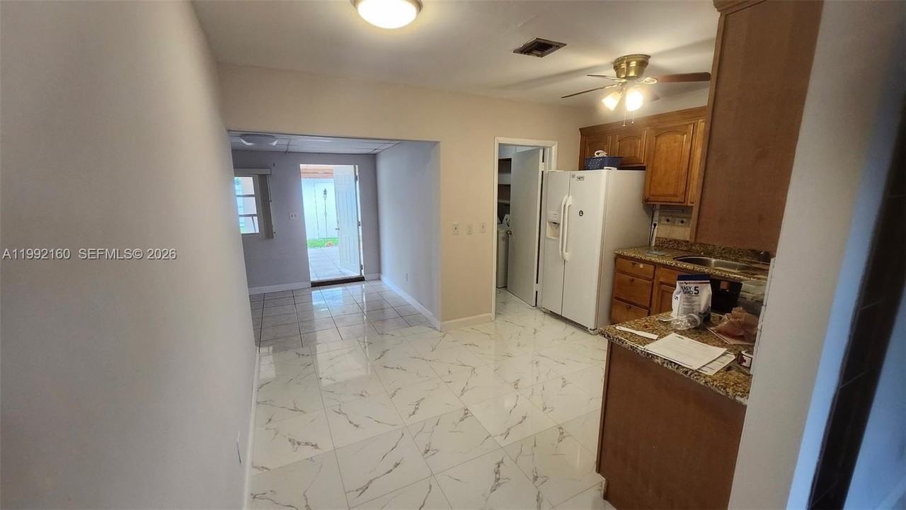 1935 Sw 67th Ter #0 - Photo 4 of 12