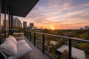 featured image of 3156 Sw 27th Ave #501