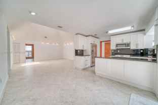 7320 Sw 100th Ct - Photo 1 of 1