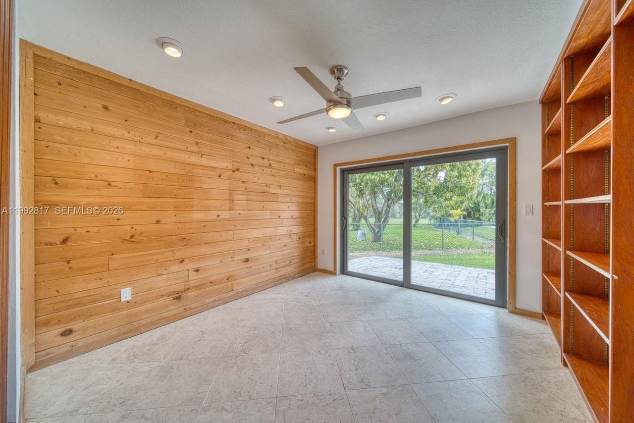 7320 Sw 100th Ct - Photo 7 of 37