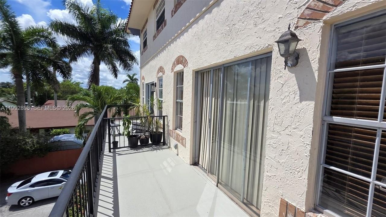 650 Tennis Club Dr #308 - Photo 2 of 33