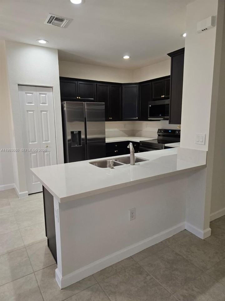 4268 Sw 166th Ct #4268 - Photo 5 of 21