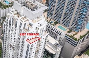 featured image of 1060 Brickell Ave #4207