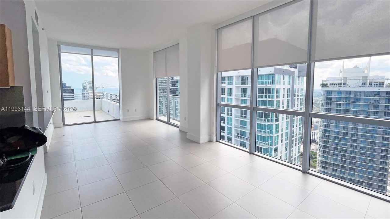 1060 Brickell Ave #4207 - Photo 3 of 44