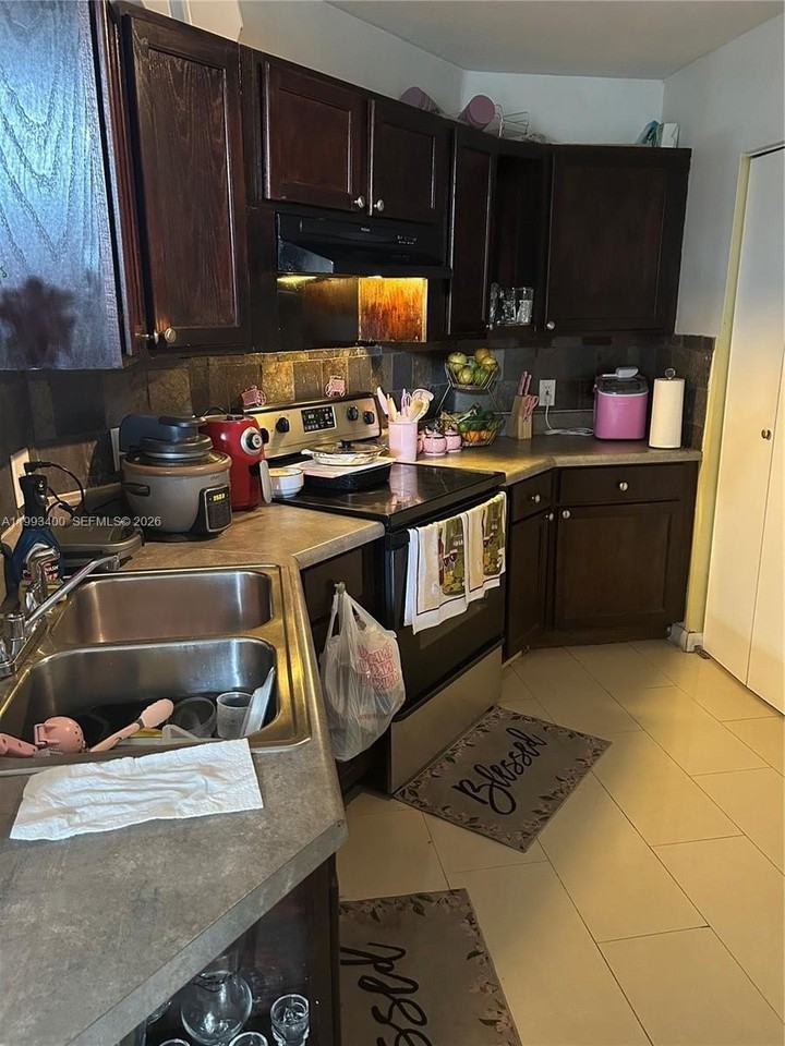 6280 Nw 186th St #301 - Photo 3 of 14