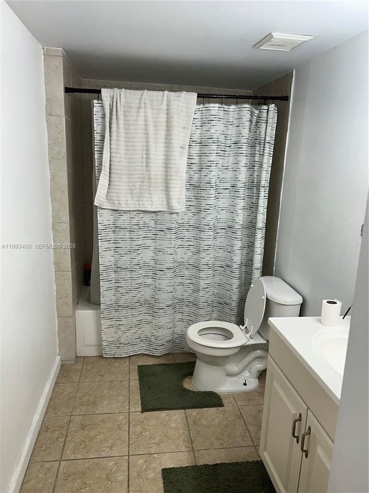 6280 Nw 186th St #301 - Photo 5 of 14