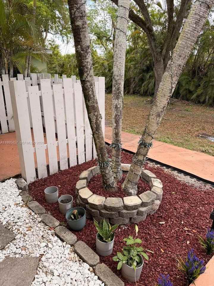 7220 Southgate Blvd #7220 - Photo 3 of 10
