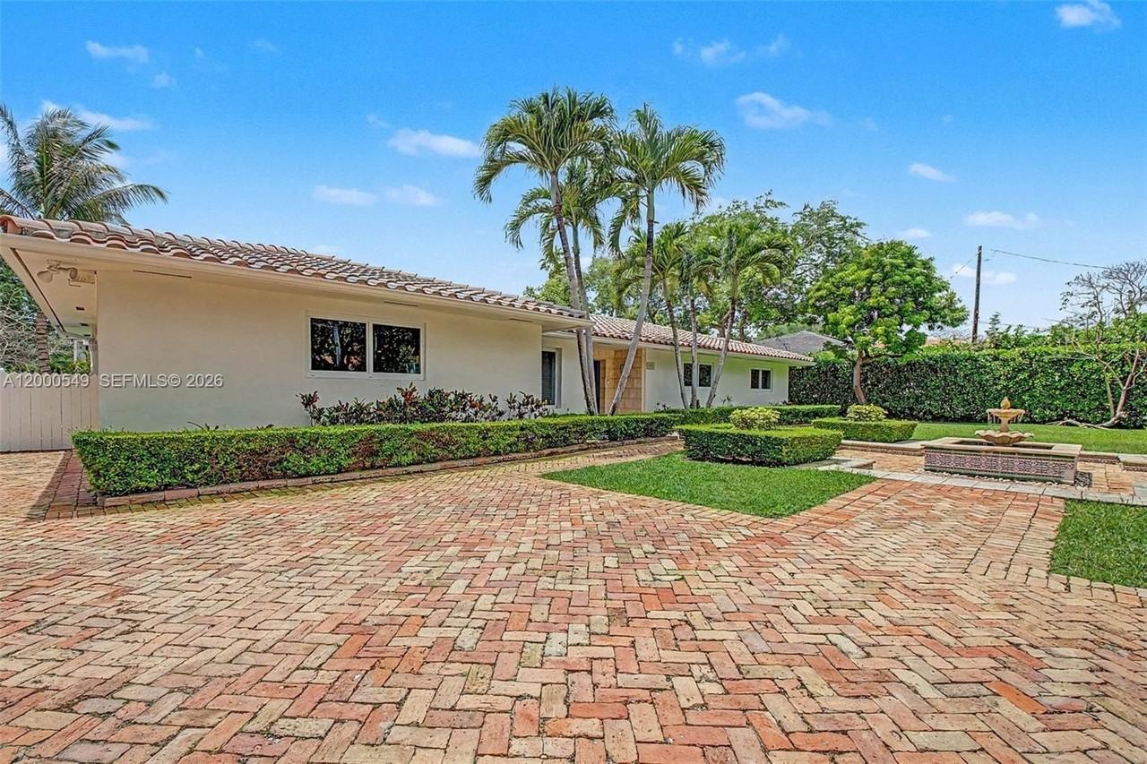 7230 Sw 104th St - Photo 4 of 48