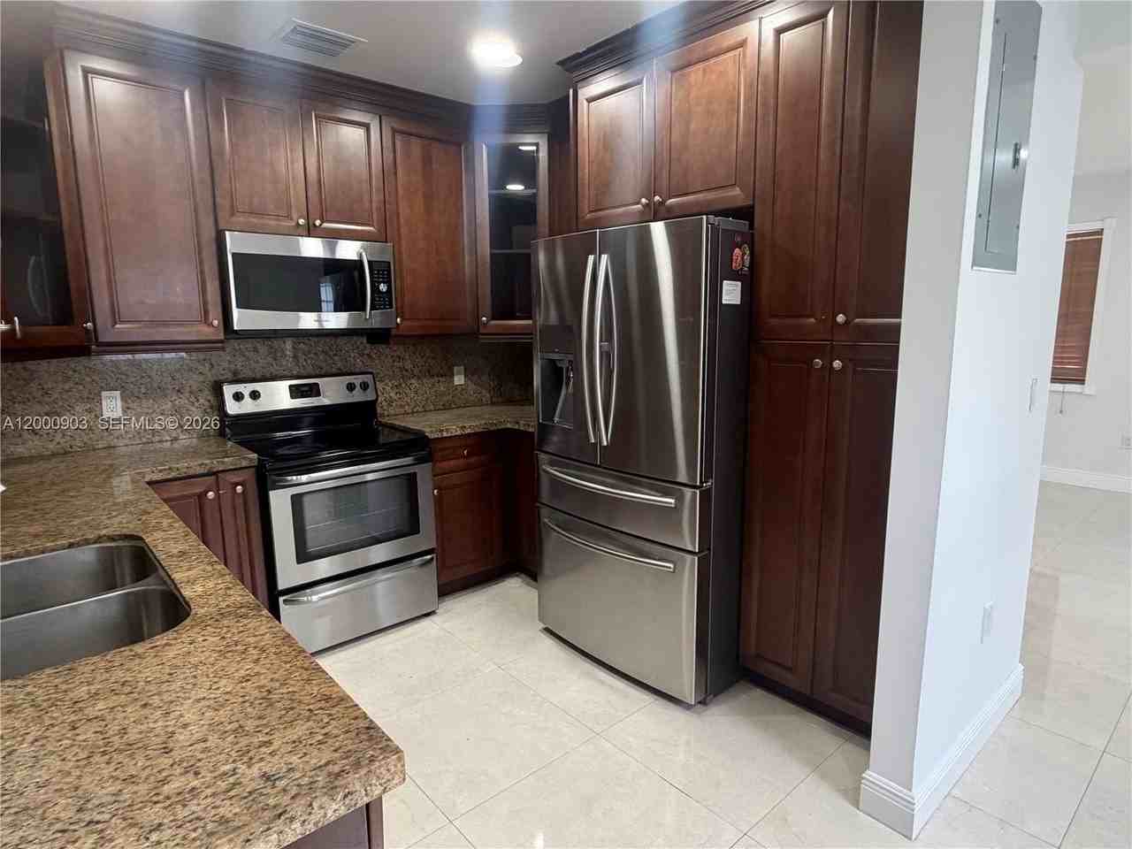 5171 Nw 4th Ter - Photo 4 of 14