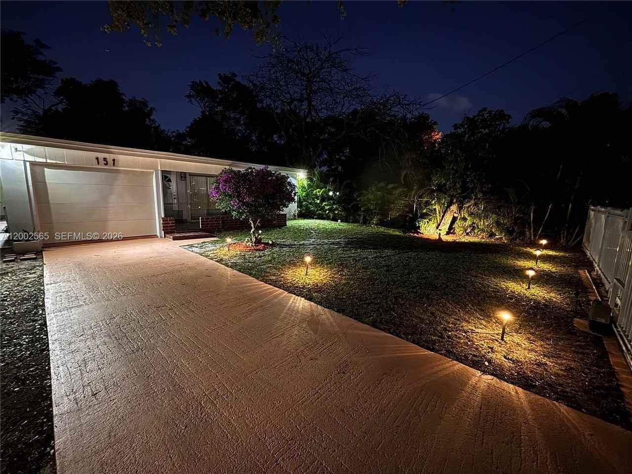 151 Nw 165th St - Photo 6 of 40