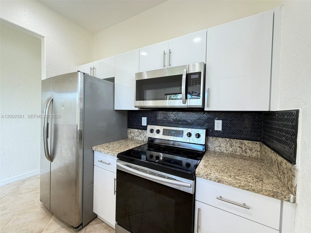 23701 Sw 110th Ave #23701 - Photo 4 of 24