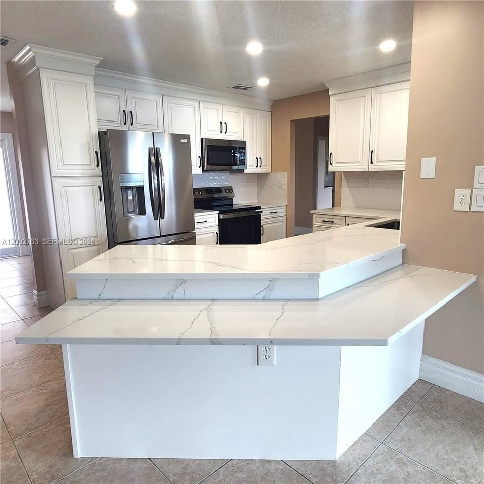 11950 Sw 49th Ct #0 - Photo 7 of 29