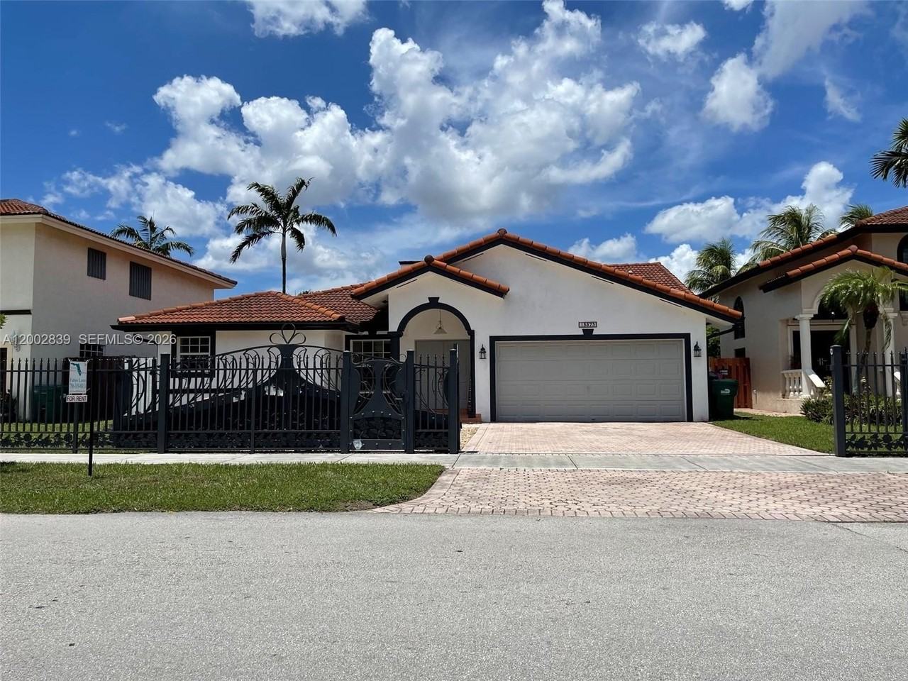 15873 Sw 43rd St - Photo 2 of 23