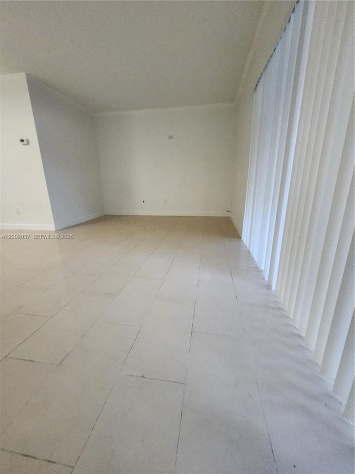 6485 Sw 129th Ave - Photo 7 of 36