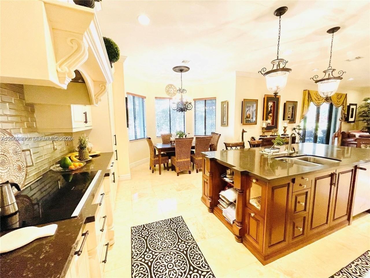 7553 Sw 188th Ter - Photo 7 of 50