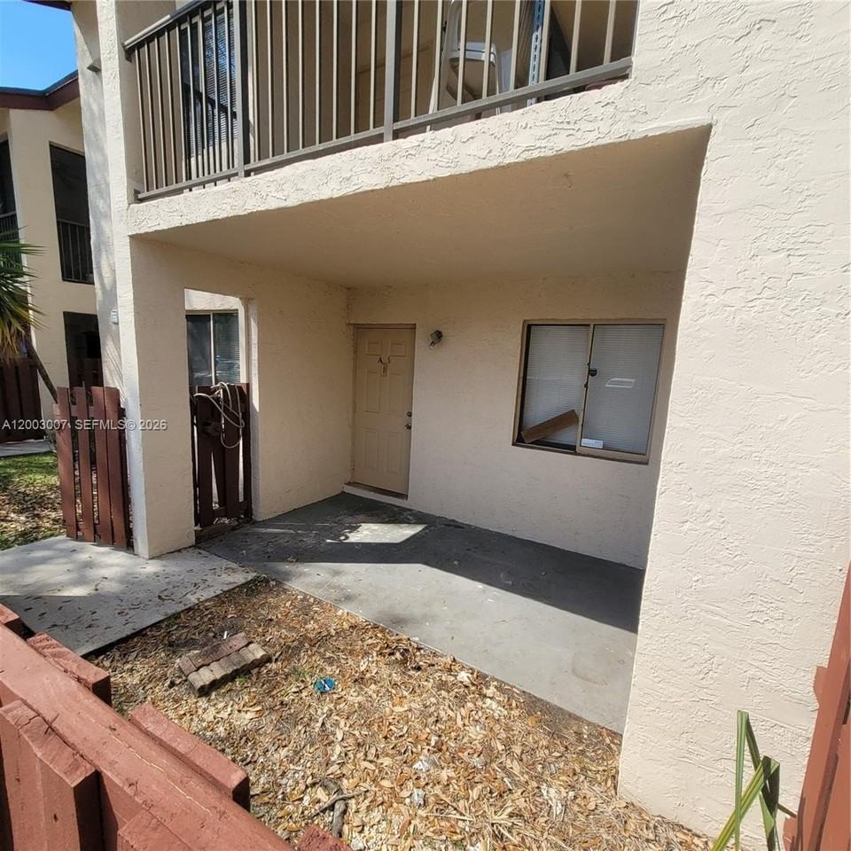 7941 Southgate Blvd #A5 - Photo 4 of 45