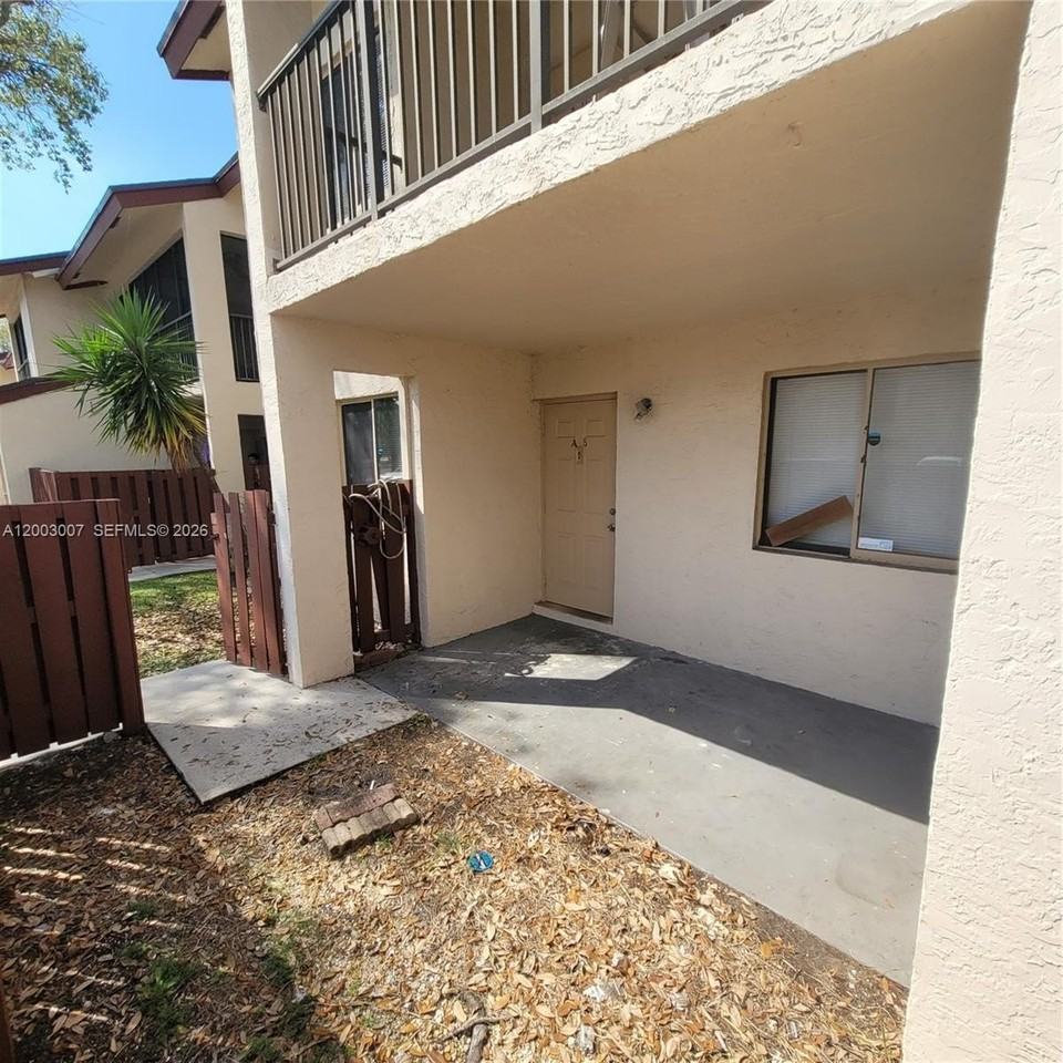 7941 Southgate Blvd #A5 - Photo 6 of 45