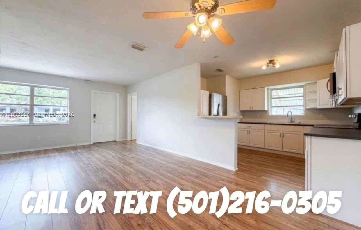 5925 Sw 27th St - Photo 5 of 10