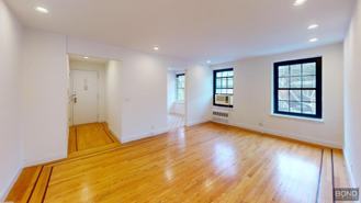 30 Charlton St - Photo 1 of 1
