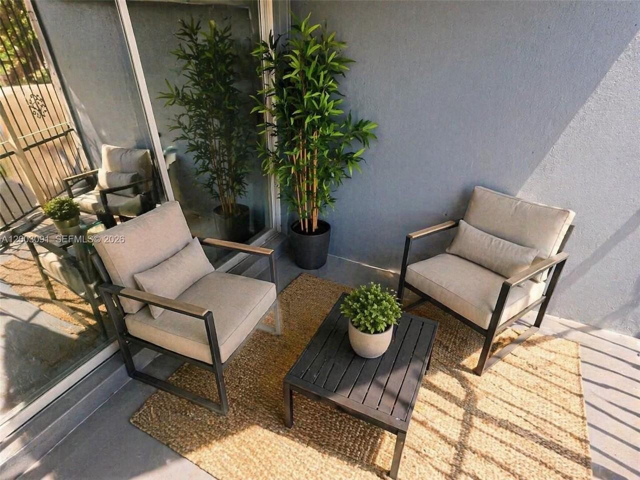 1177 Nw 8th Street Rd #5 - Photo 5 of 6