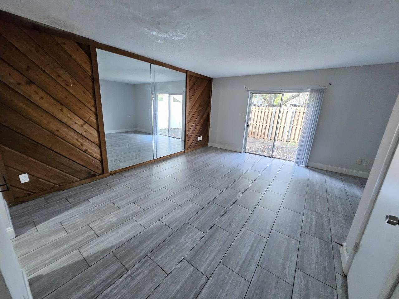 4825 Lighthouse Cir #4825 - Photo 4 of 39