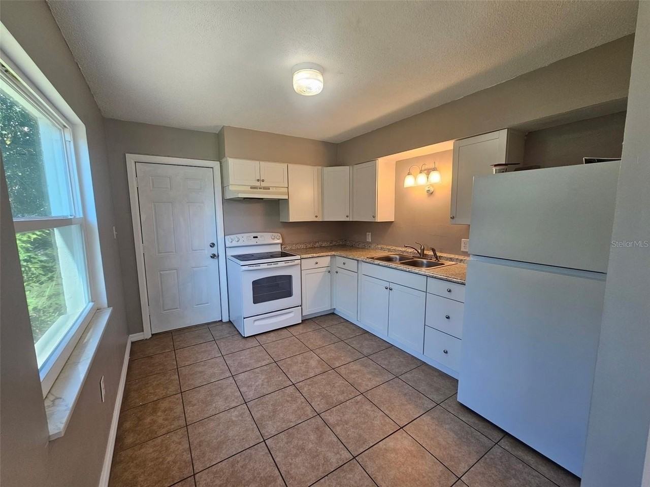 4118 59th St W - Photo 4 of 11