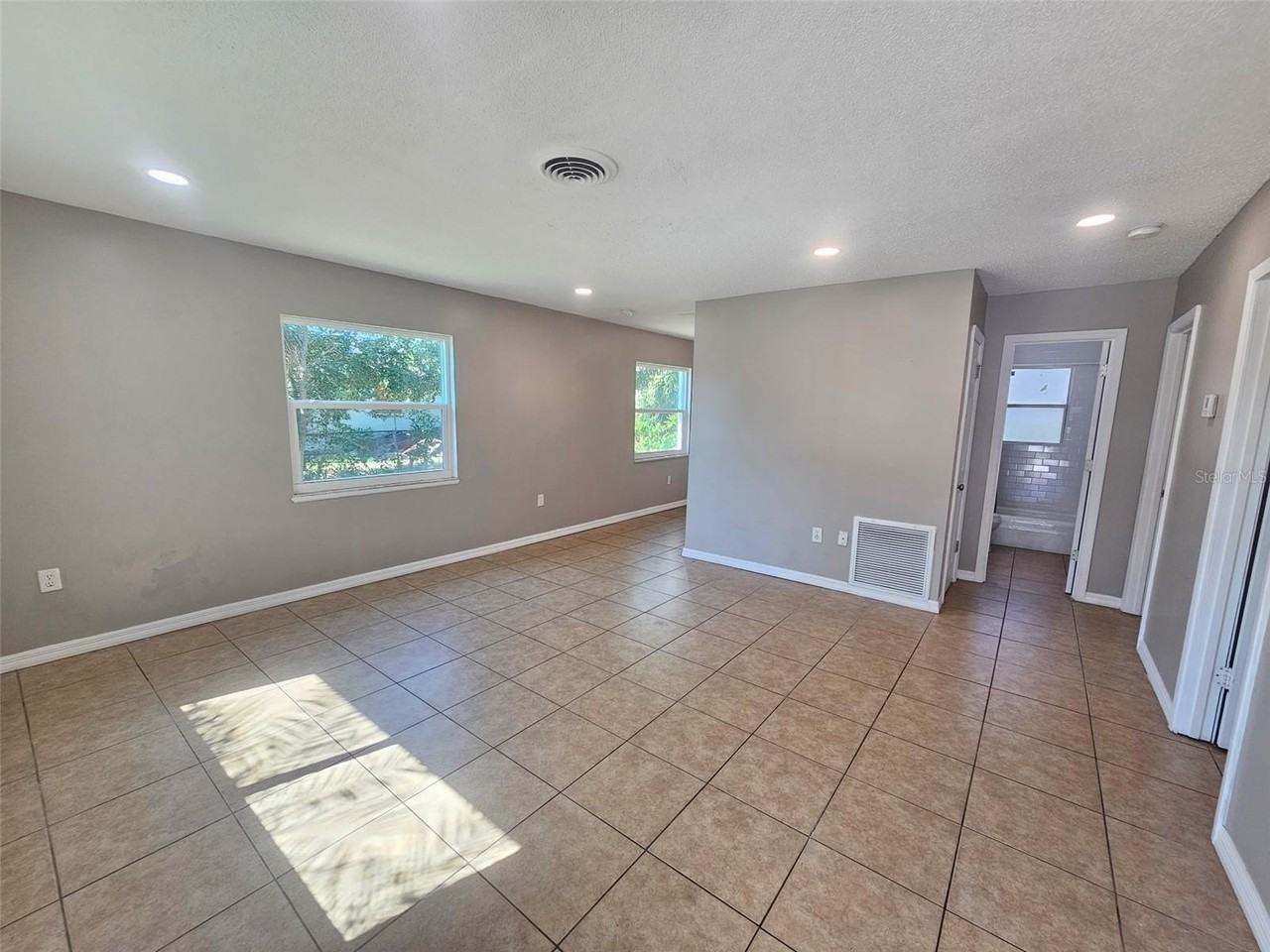 4118 59th St W - Photo 5 of 11