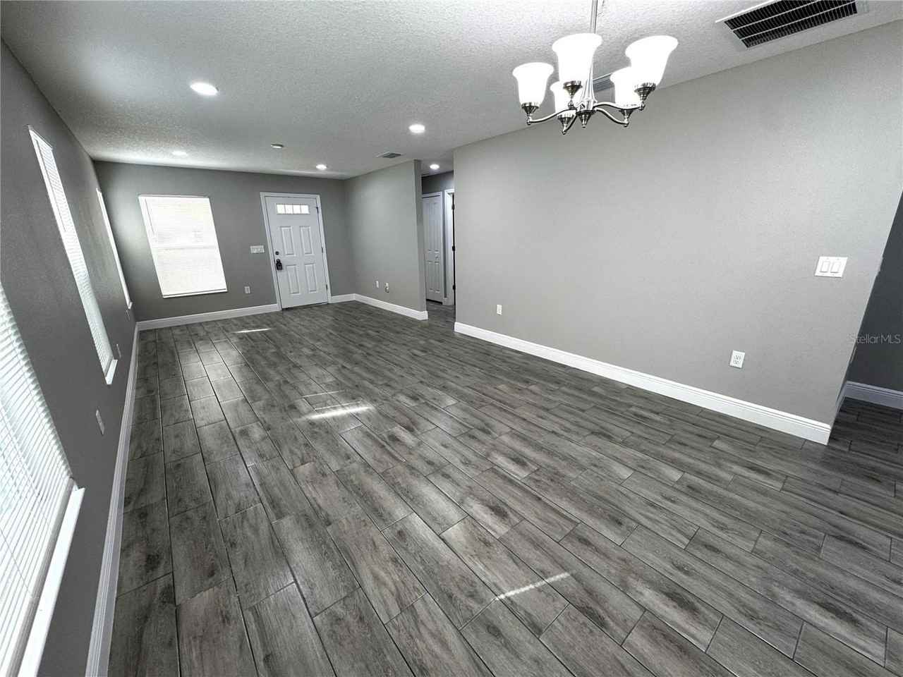 5 Olive Pl - Photo 2 of 13