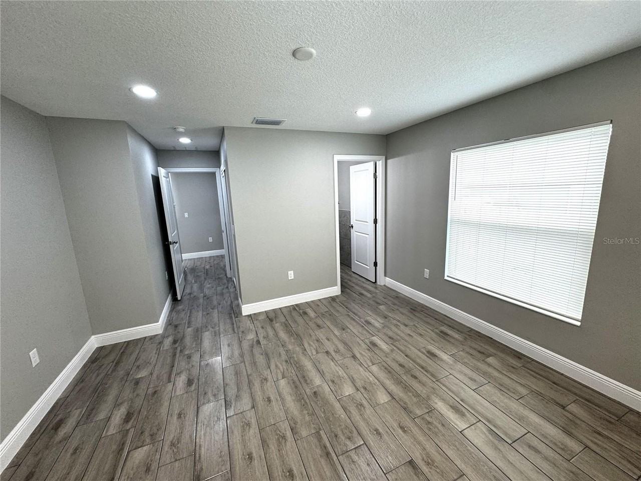 5 Olive Pl - Photo 7 of 13