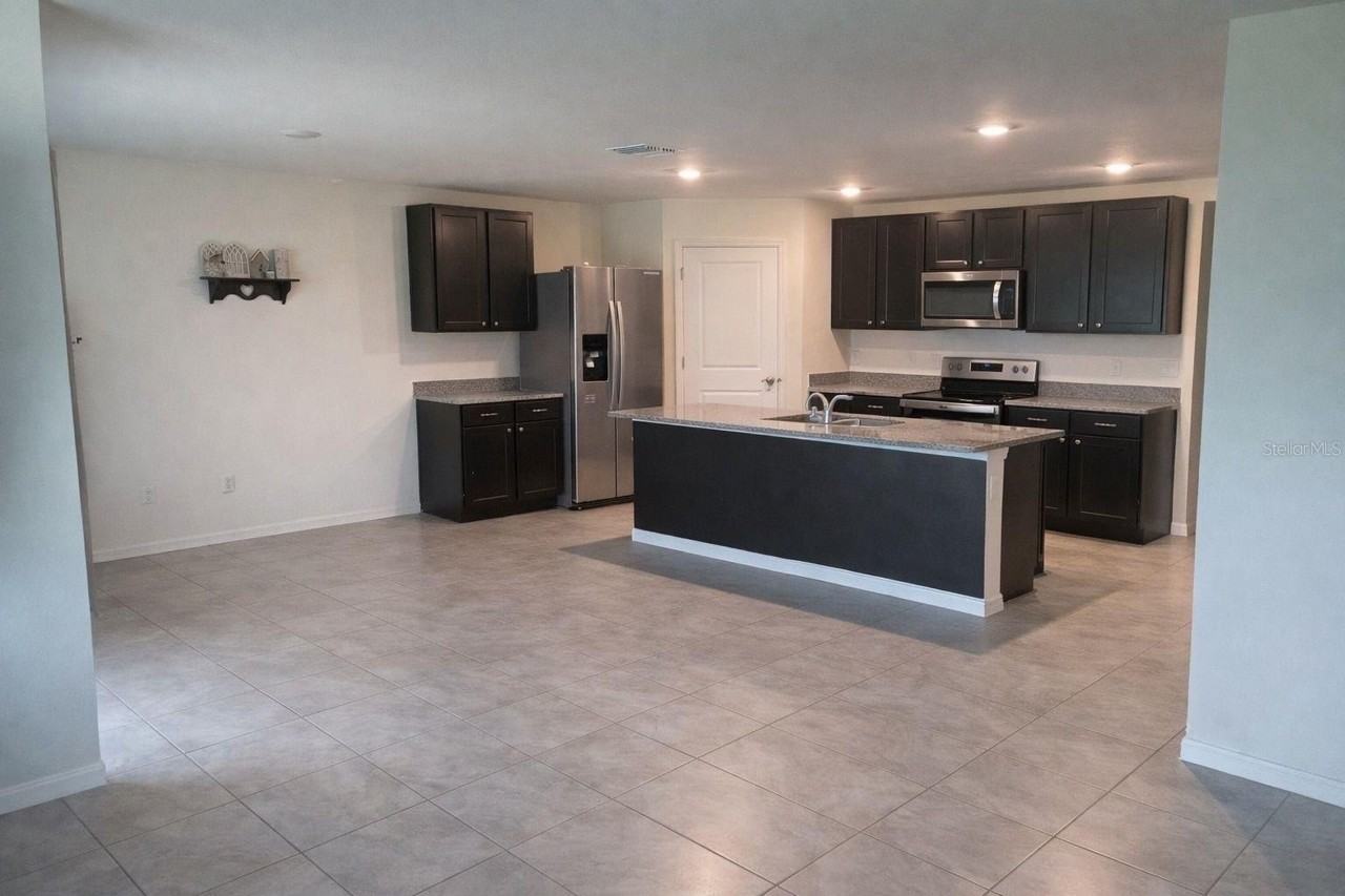 4676 Sigcom Pl - Photo 7 of 14