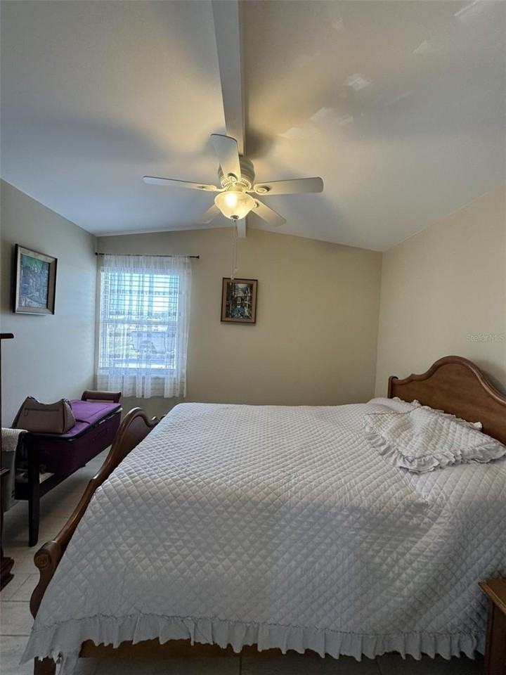 5277 Grobe St - Photo 4 of 12