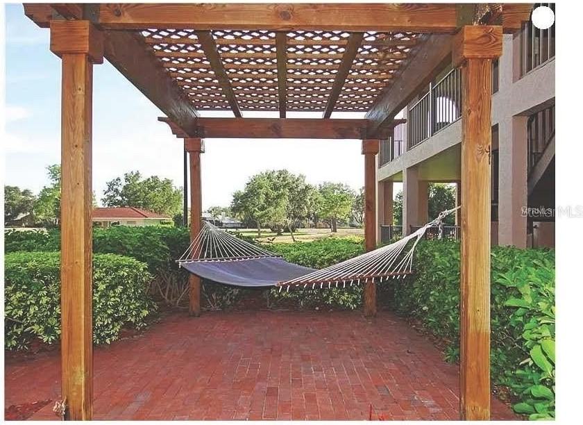 6150 Gulfport Blvd S #402 - Photo 6 of 17