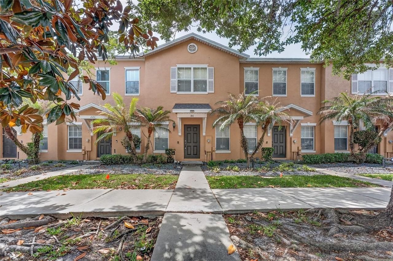 216 Deepcove Rd - Photo 2 of 46