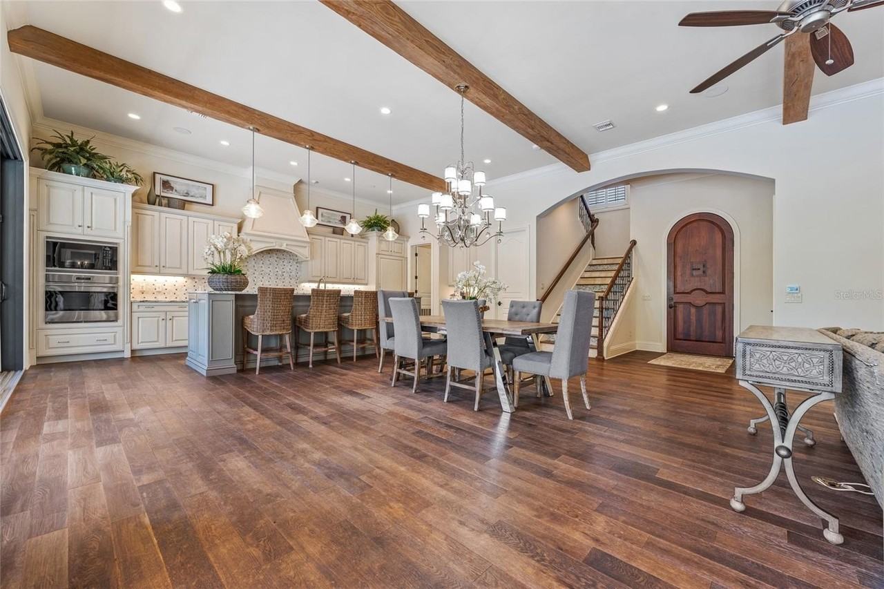 10243 Mattraw Pl - Photo 4 of 50