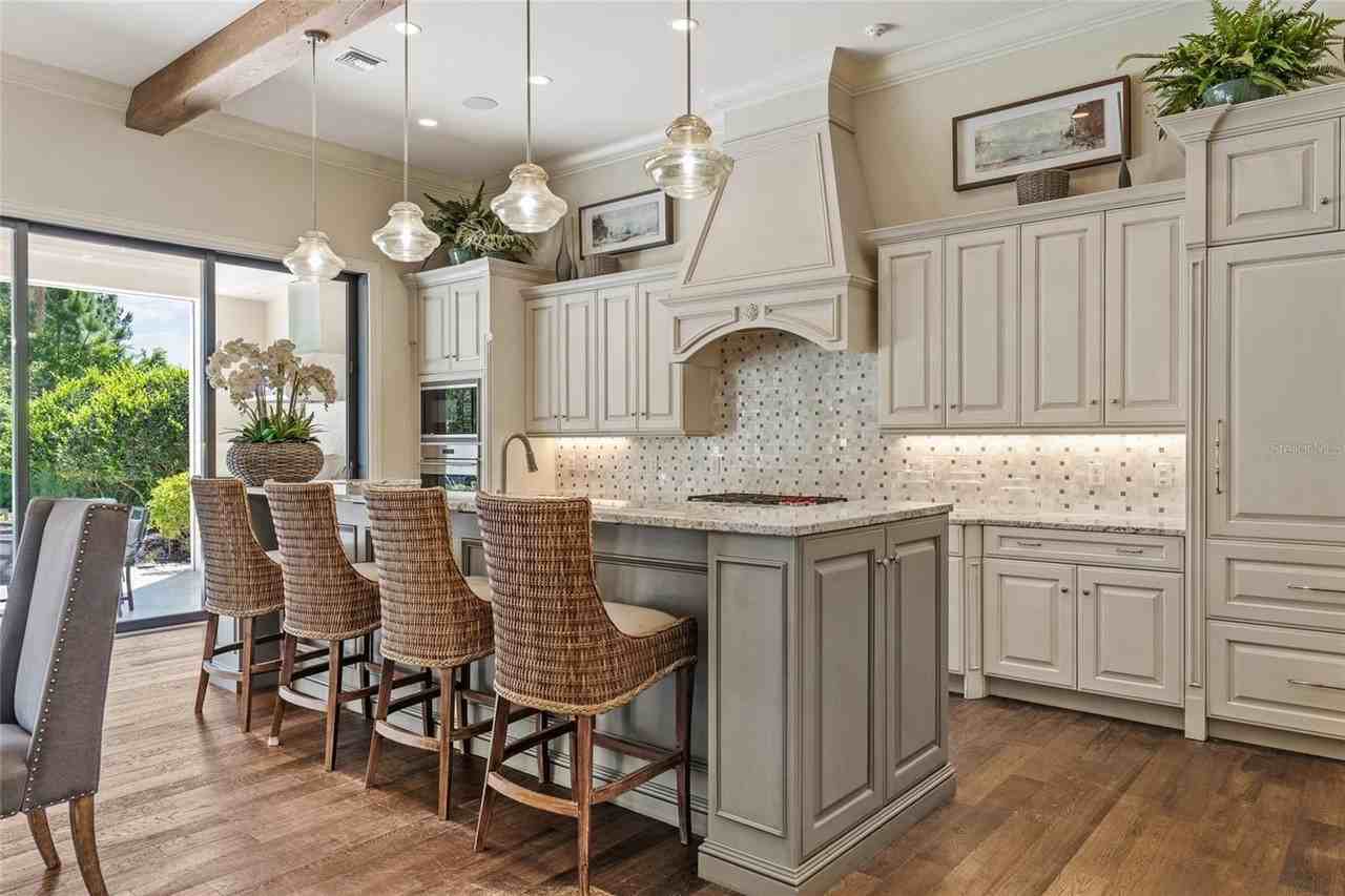 10243 Mattraw Pl - Photo 5 of 50