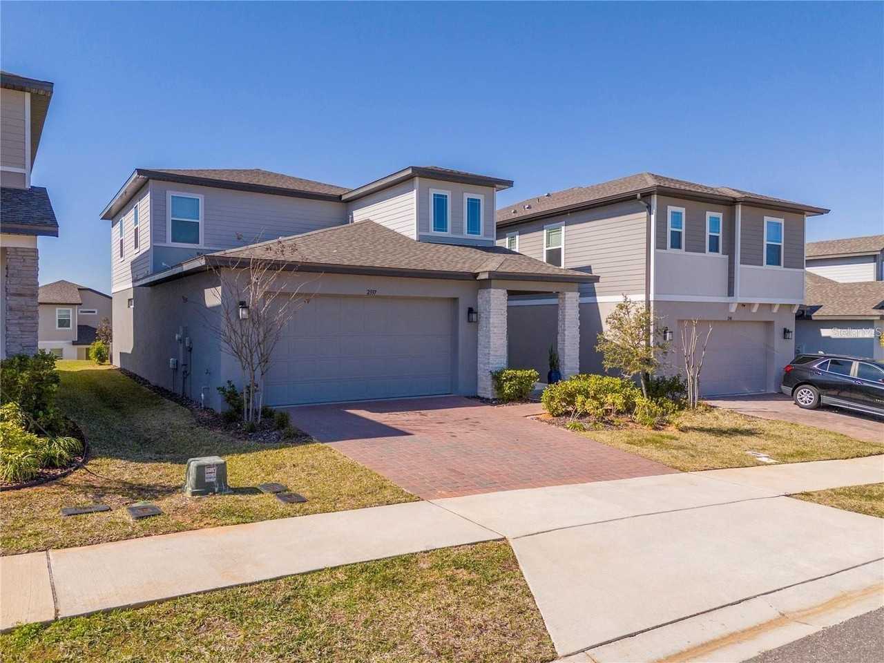 2337 Treasure Hill St - Photo 3 of 50