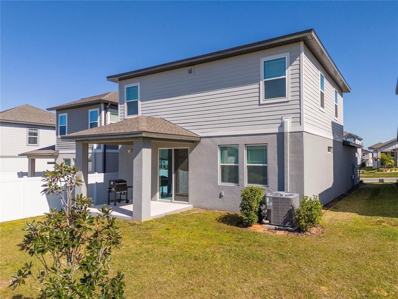 2337 Treasure Hill St - Photo 4 of 50