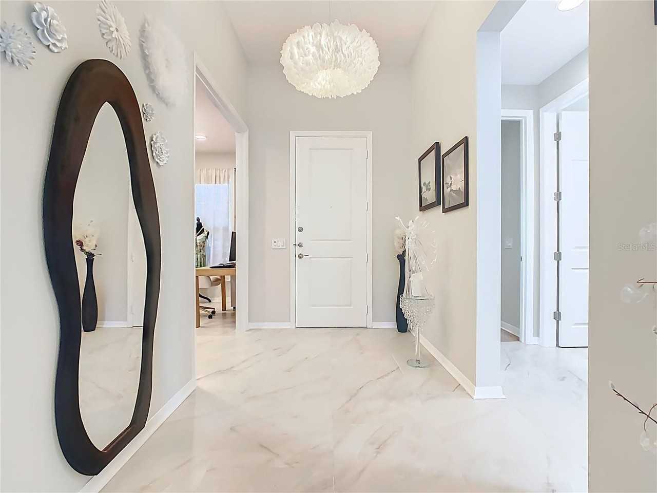 790 Carmel Ln - Photo 6 of 50