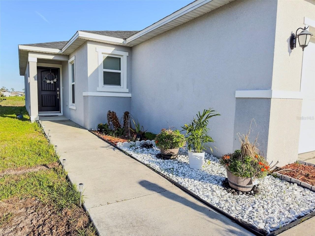 334 Preserve Pointe Blvd - Photo 3 of 25