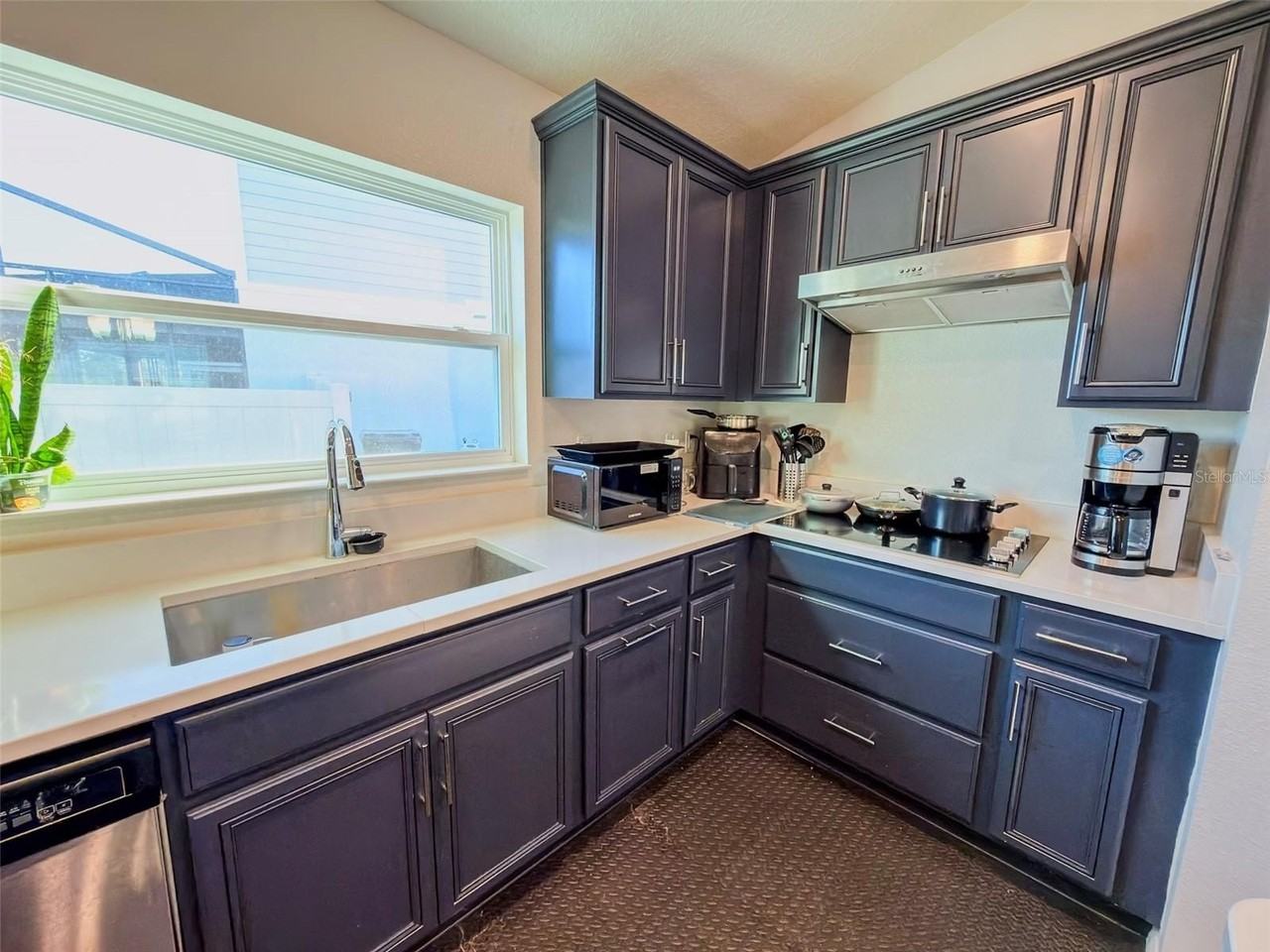 334 Preserve Pointe Blvd - Photo 7 of 25