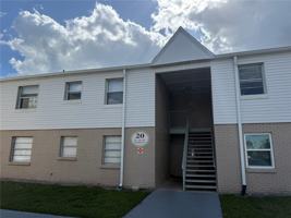 featured image of 7210 N Manhattan Ave #2011